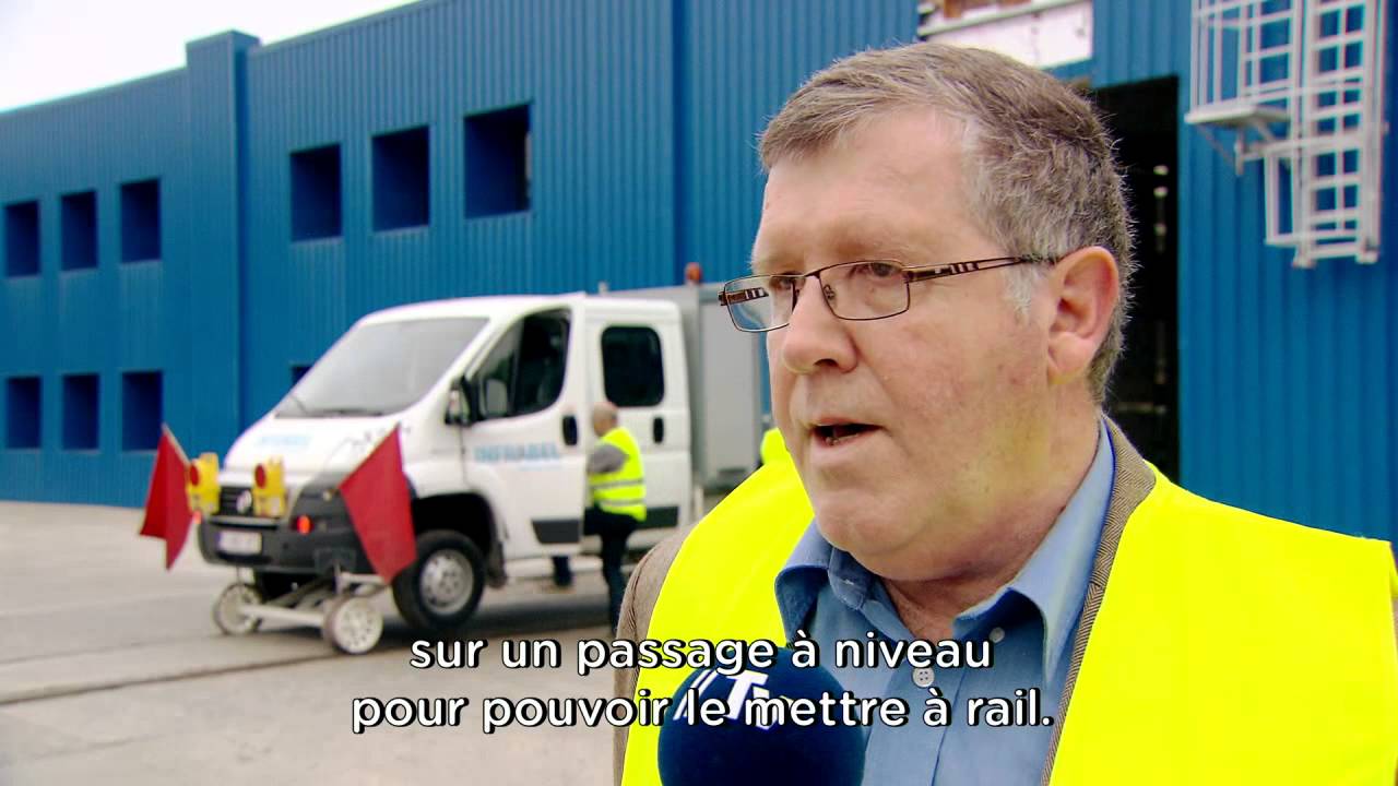 En voiture sur les rails