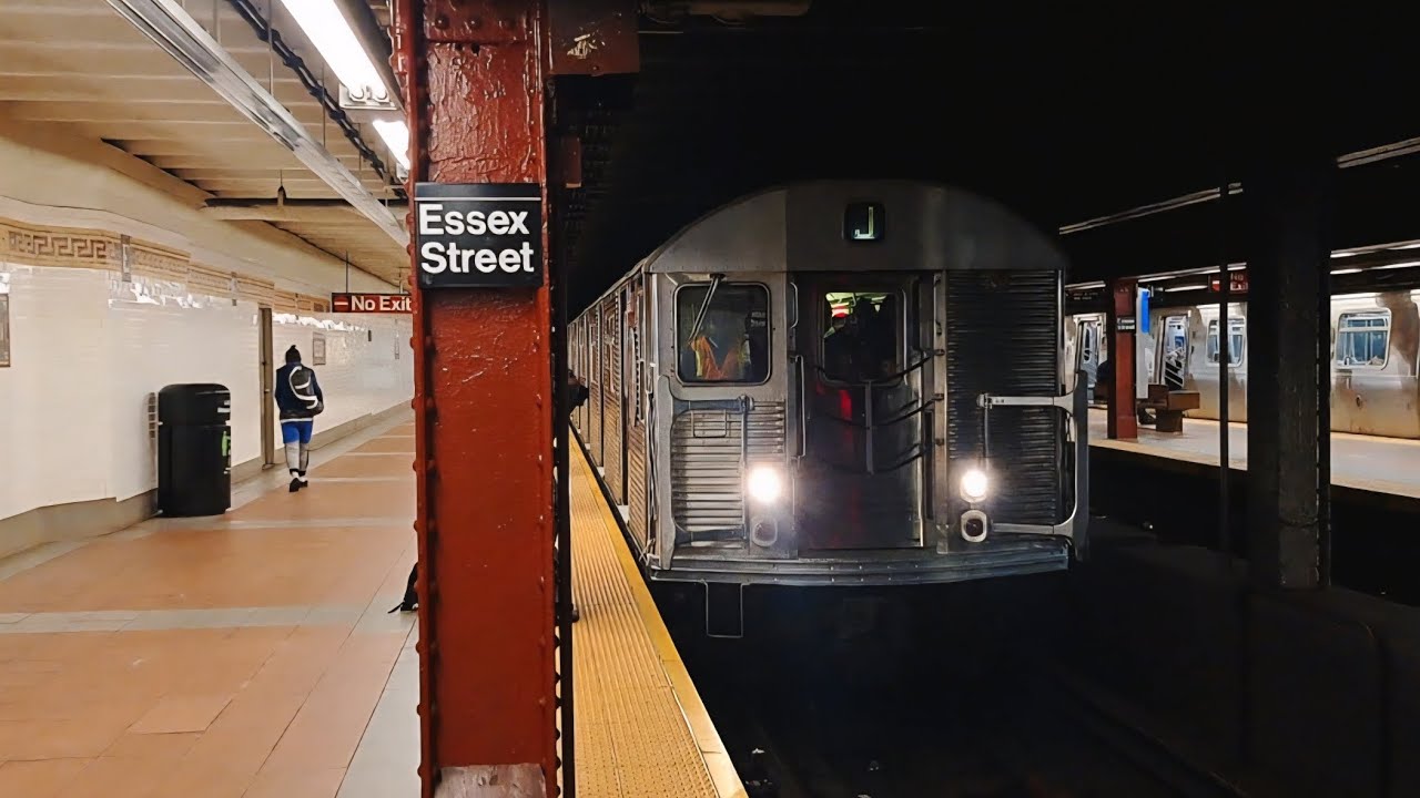 R32, R143 R160A & R179 (J) & (M) Train Action @ Essex Street