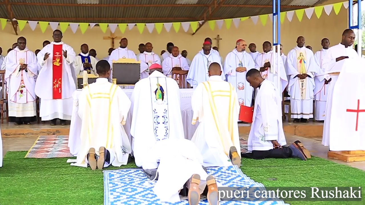 ITORERO Rya Pueri Cantores Rushaki _ Bataramiye Muri Paruwasi Ya BUNGWE Dore Uko Ibirori Byagenze
