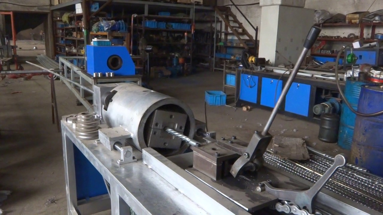 pipe twisting machine