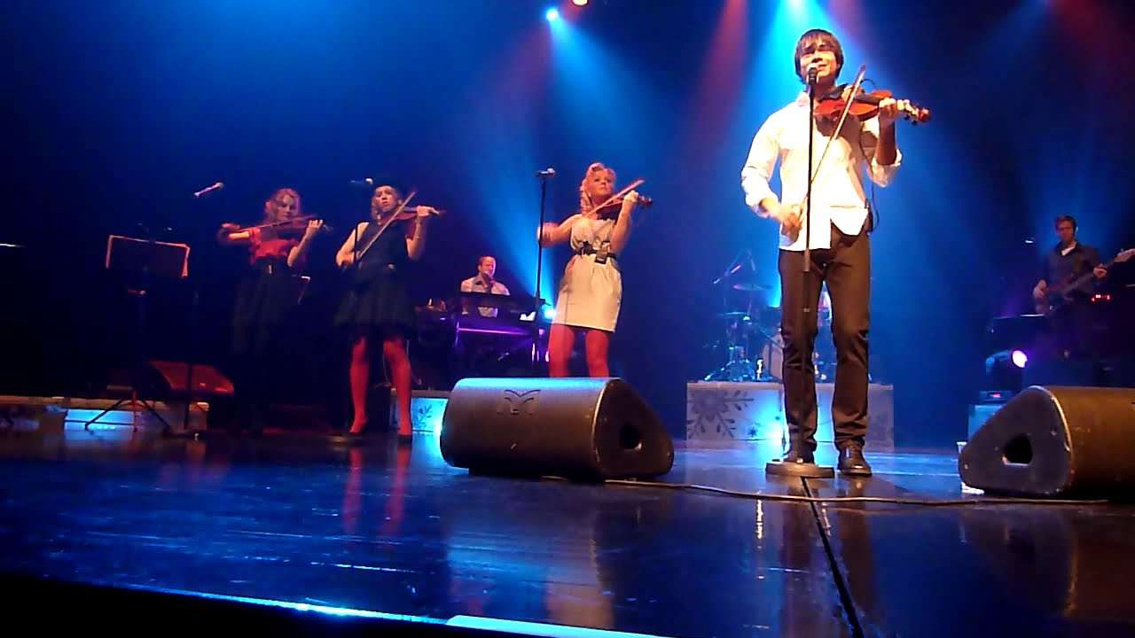 Alexander Rybak - Roll With the Wind, Christmas Tour 2010