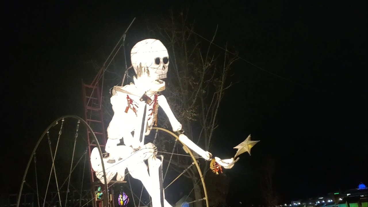 Ebrington Square Walkabout - Derry Londonderry Halloween 2024  29th October 2024