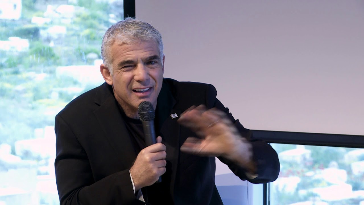 נשים בחזית 2019: יאיר לפיד בשיחה אישית עם שירה מרגלית