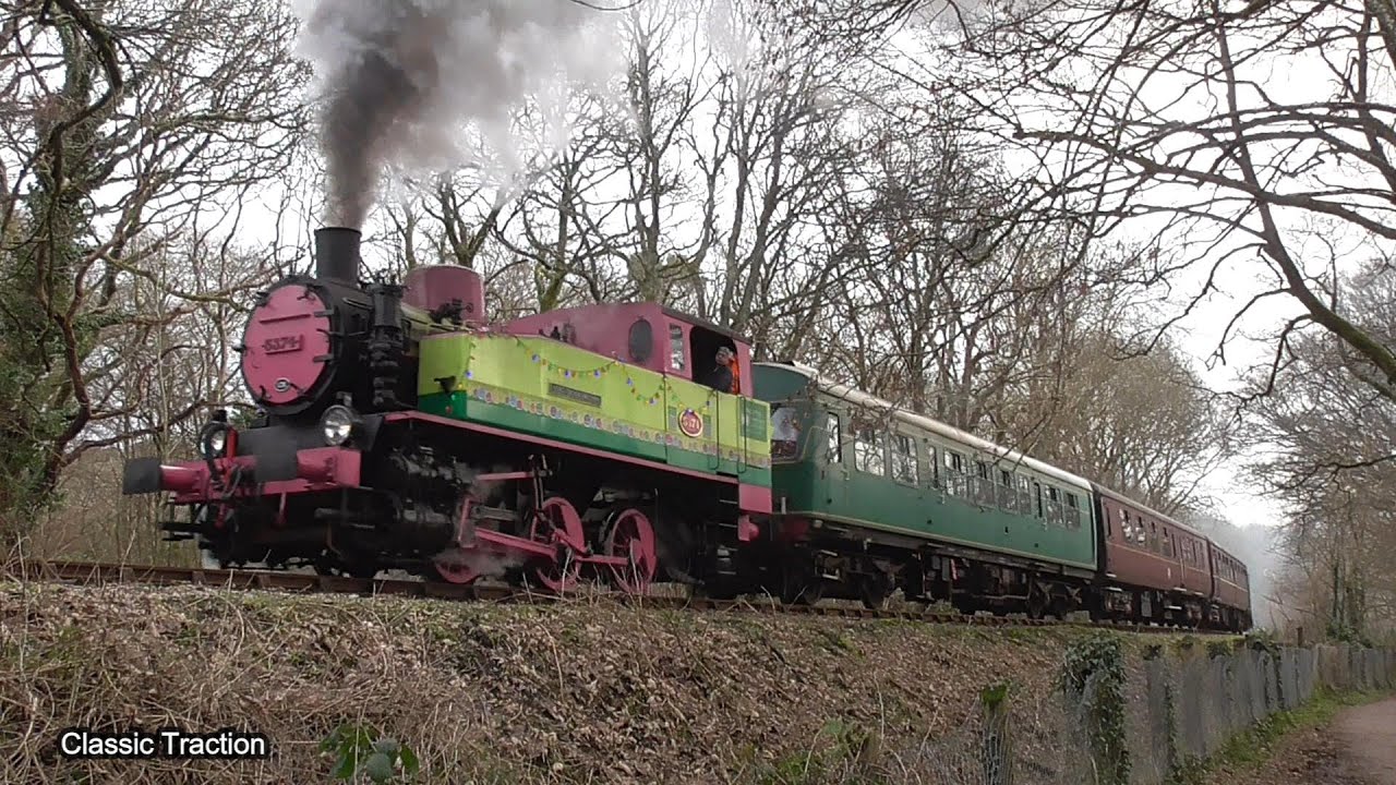 SANTA SPECIALS ON THE PLYM VALLEY RAILWAY WITH TKH 5374 LORD OLIVER BROWN 20-12-25