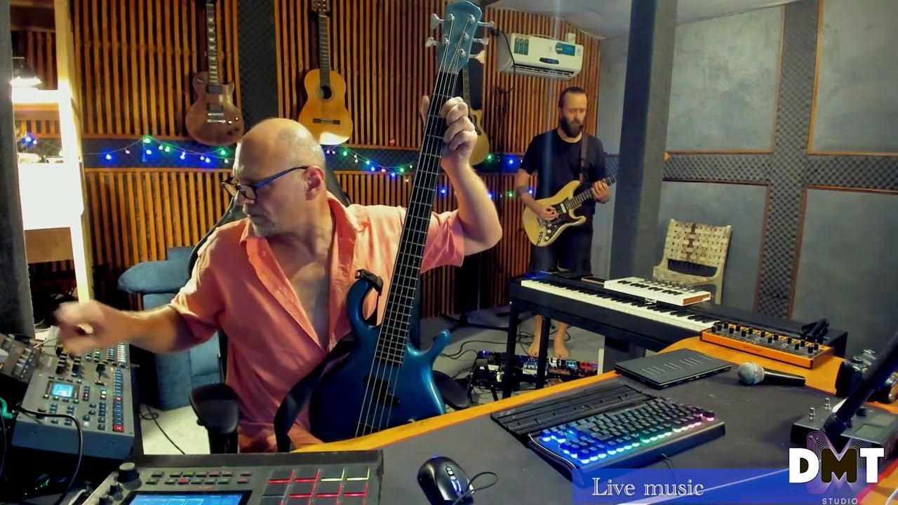DMT studio Live Music Stream Ambient