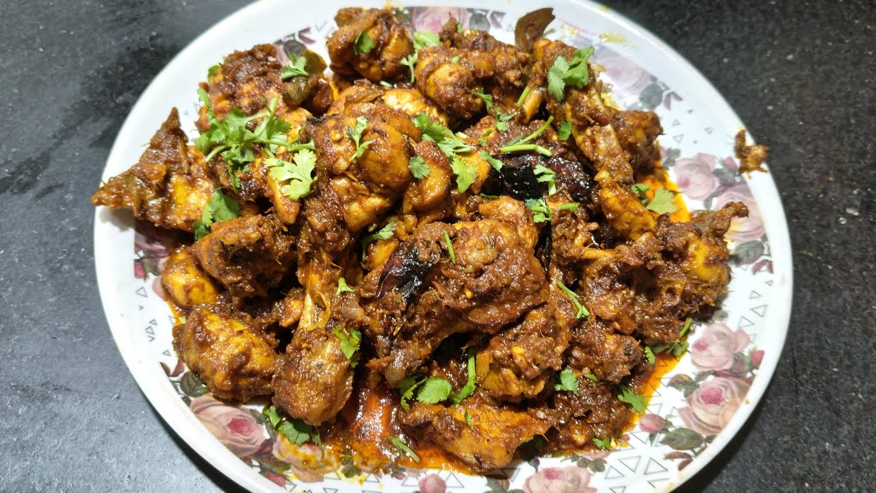 ऐसा ड्राई मसाला चिकन कि उंगलियाँ चाटते रह जाओगे 😋#viralrecipe #trendig #food अगर आपको मसालेदार और स