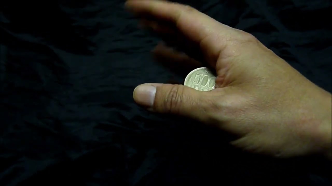 手品の　地道な練習　(手が　こる・・・）