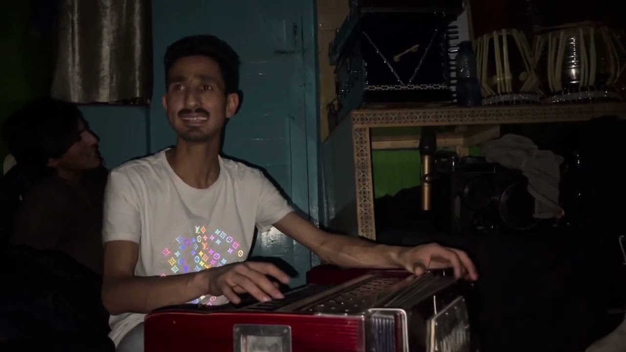 Jitny bhi zakhm ha mary dil par || Niyaz balti || gb musical band skardu