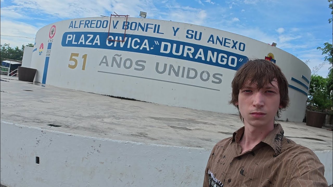 Solo in Cancún México’s Dangerous Cartel Hood 🇲🇽