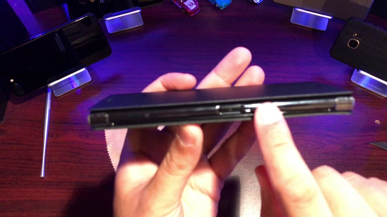 Sony Xperia XZ Premium Style Cover Stand