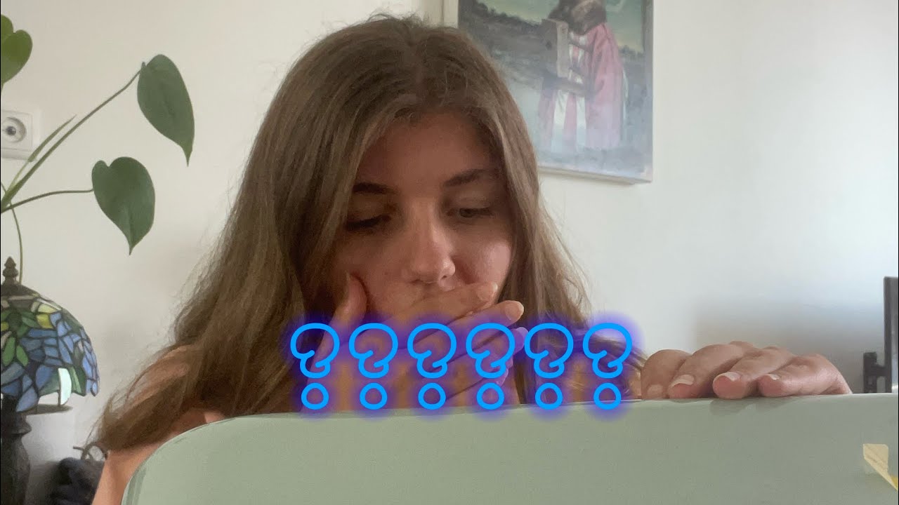 What is inside this mystery box?? 😱
