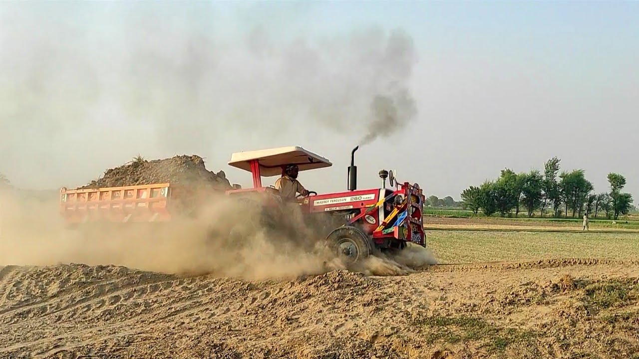 Massey Ferguson 260 tractor & Trolley