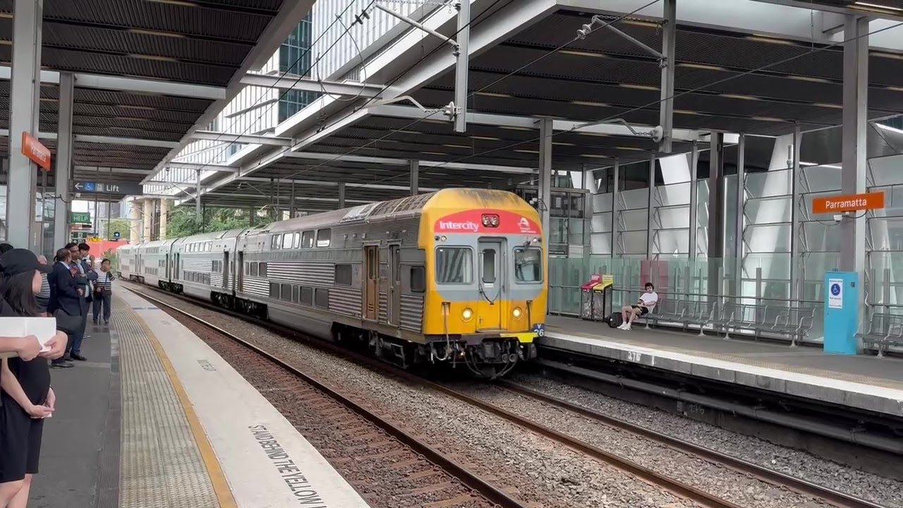 2190ST Transport Vlog 1097: [Sydney Trains & NSW Trainlink] Parramatta Train Spotting Part 4