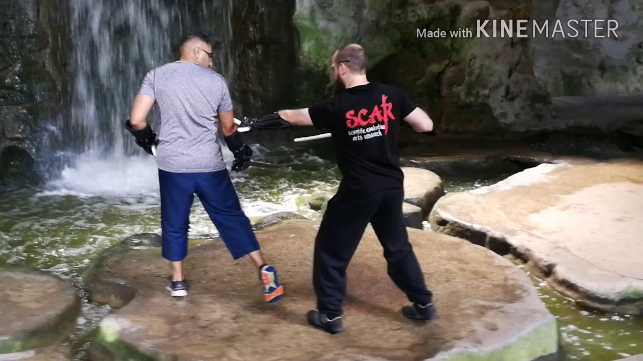 KALIS ILUSTRISIMO : Double Sword