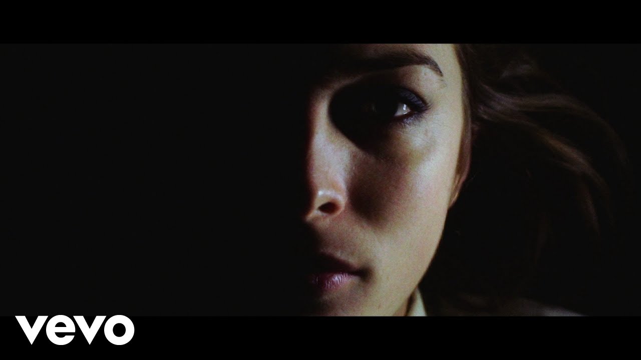 Flora Fishbach - Y crois-tu (Clip officiel)