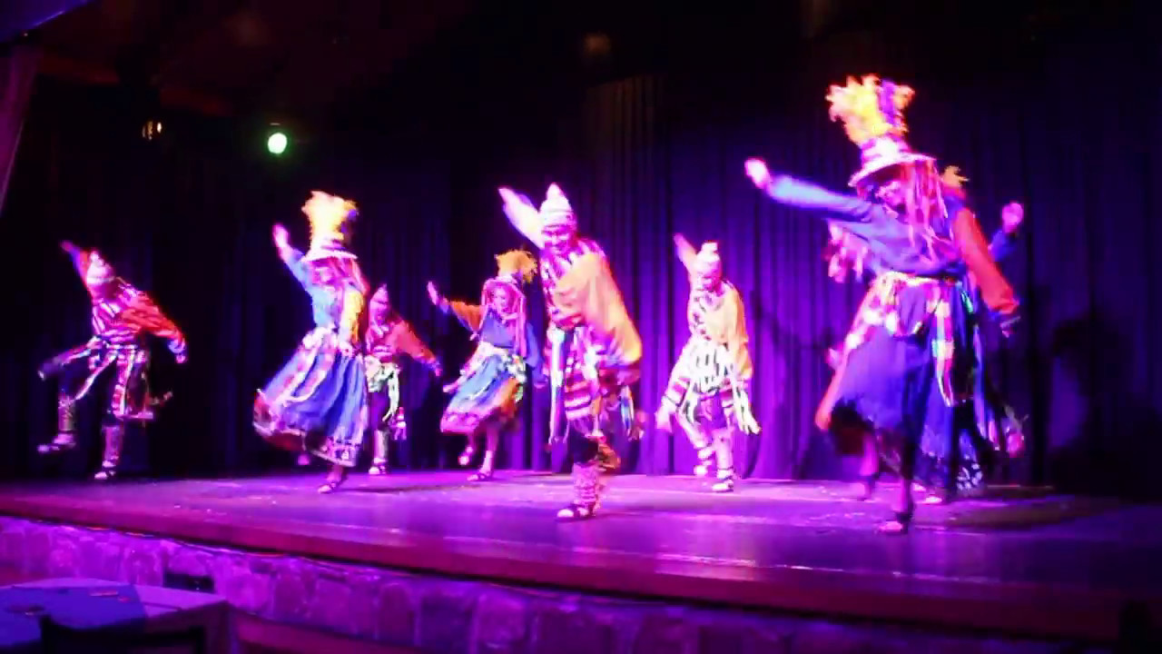 1)  Espacio Cultural 