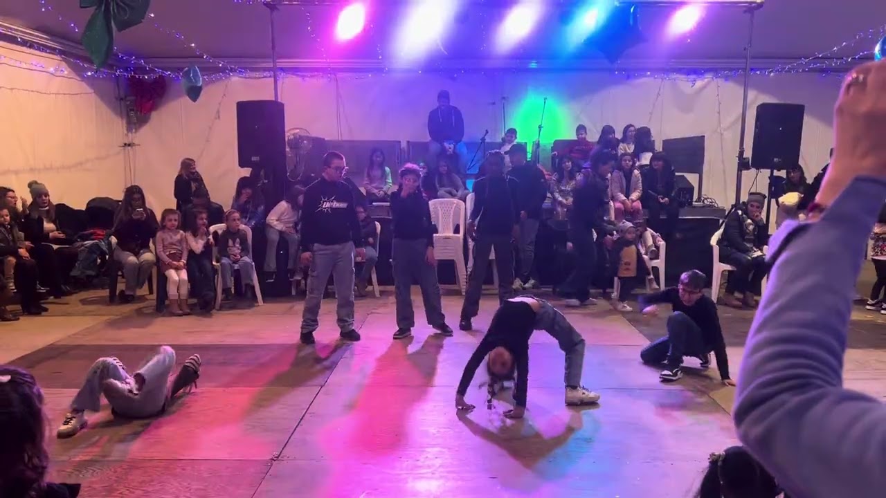 Esibizione hip hop screenagers honey s crew lose control castell Umberto 6/1/26