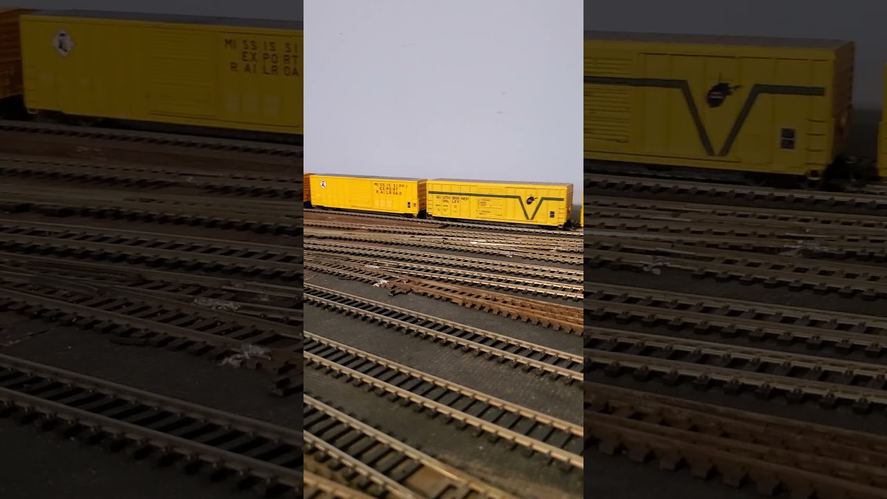 HO Scale shortline per diem boxcar collection