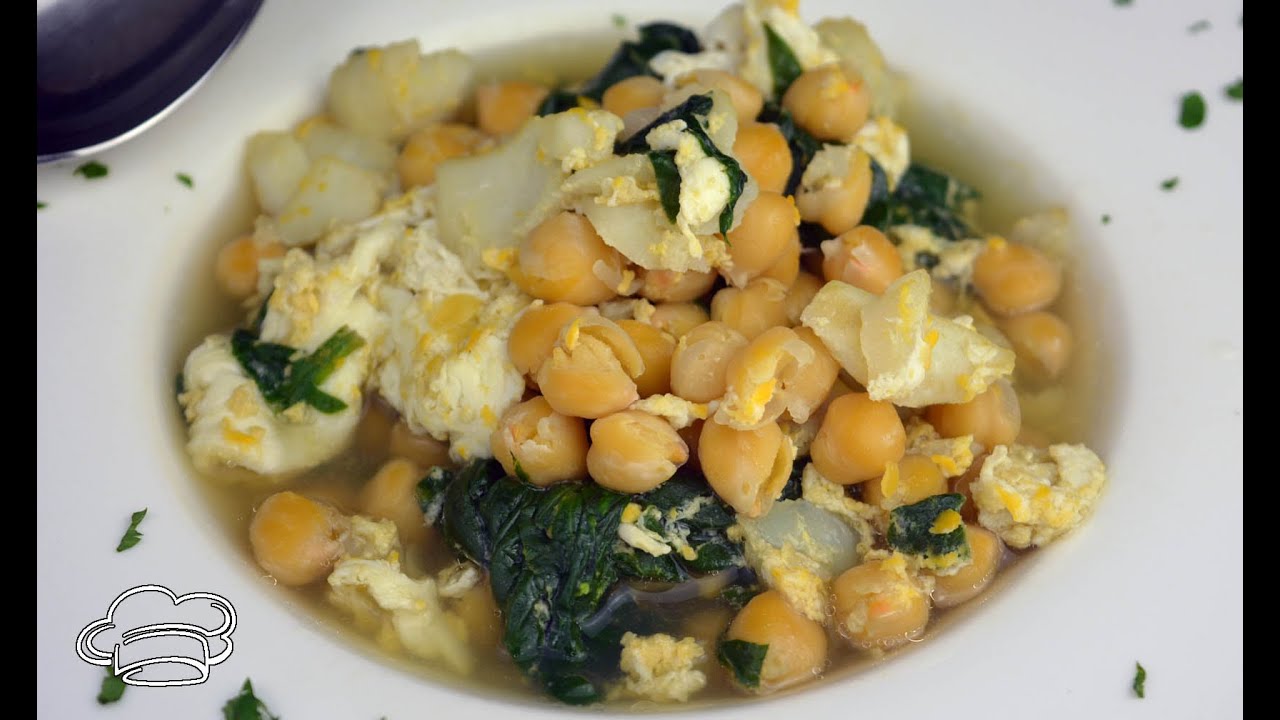 Potaje de vigilia. Garbanzos con espinacas y bacalao
