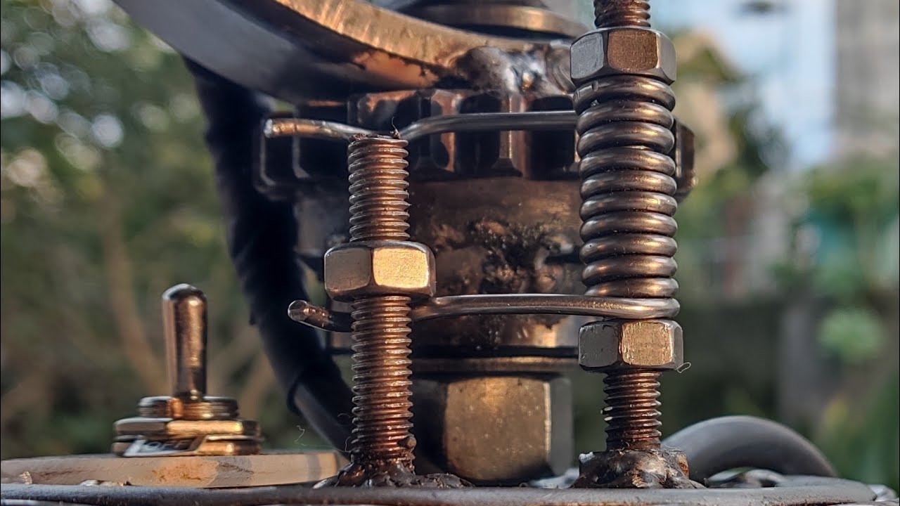 Make Money From Junk Metal Parts You Can Find Everywhere | You Won't Believe This Lamp