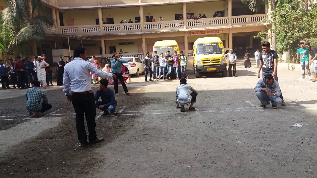 Kho Kho game in ms college...