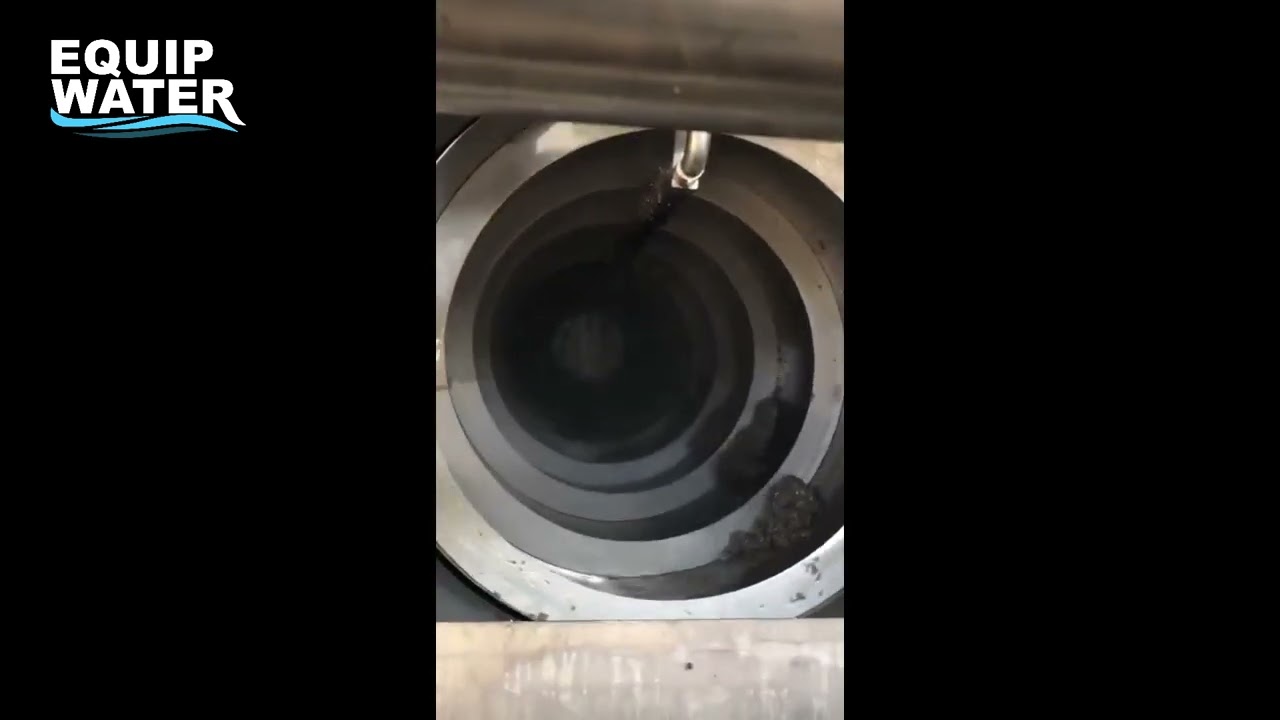 Internally fed DRUM SCREEN in operation | EQUIPWATER
