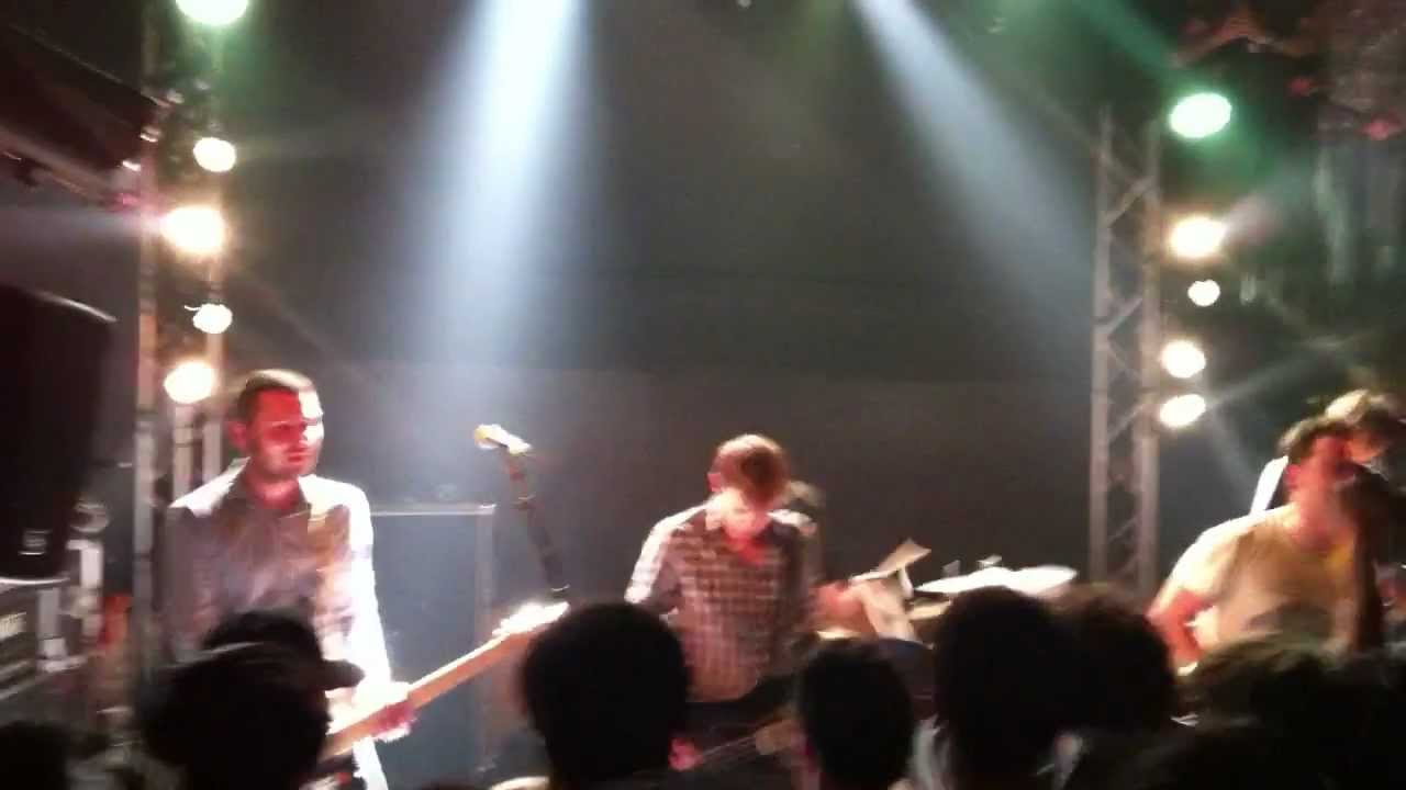 Daïtro - Laissez Vivre Les Squelettes (Live à la Dynamo 19/05/2012)