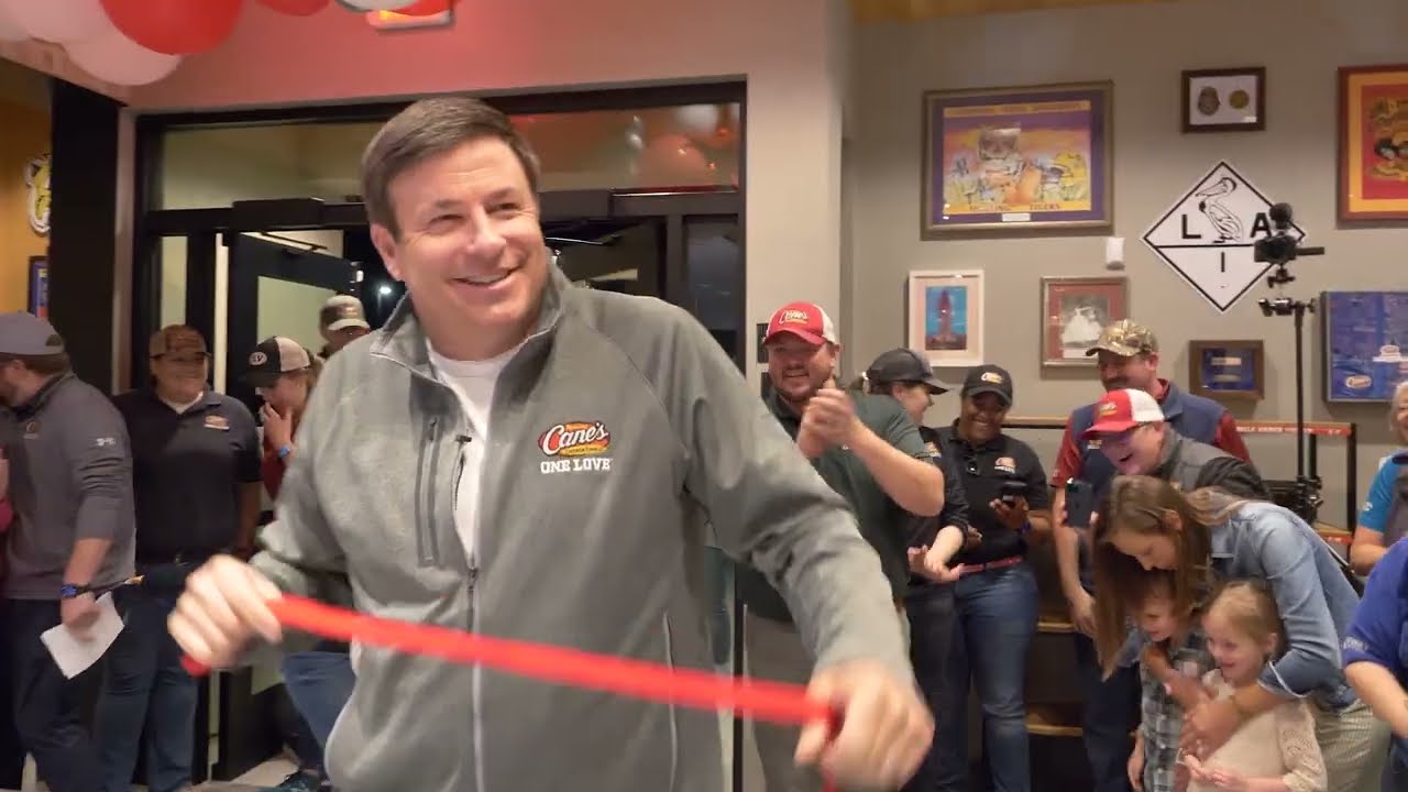 Cane's Founder Todd Graves and Crew Get Pumped Up Before the Port Allen Location's Grand Opening