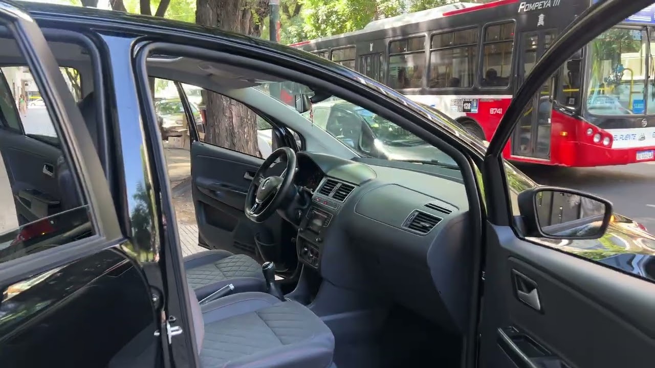 Volkswagen Fox Highline 1.6 MSI 2017 con sólo 78.000 km - ESP, techo, caja de sexta 