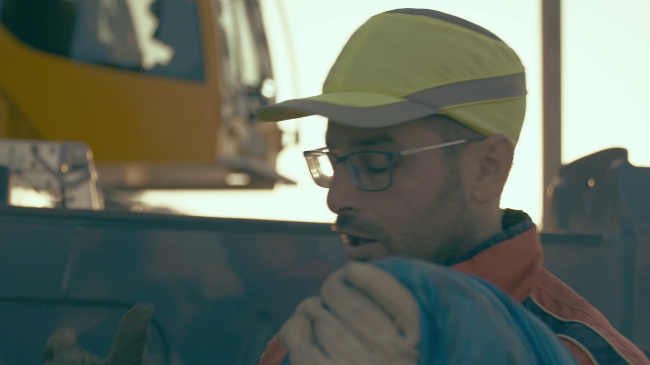 Liebherr - Kings of the Island