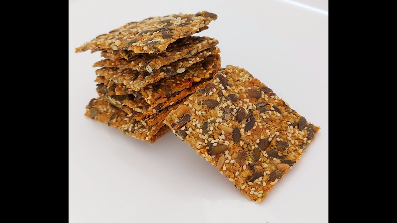 Spelt & nuts crackers קרקרים כוסמין ופיצוחים