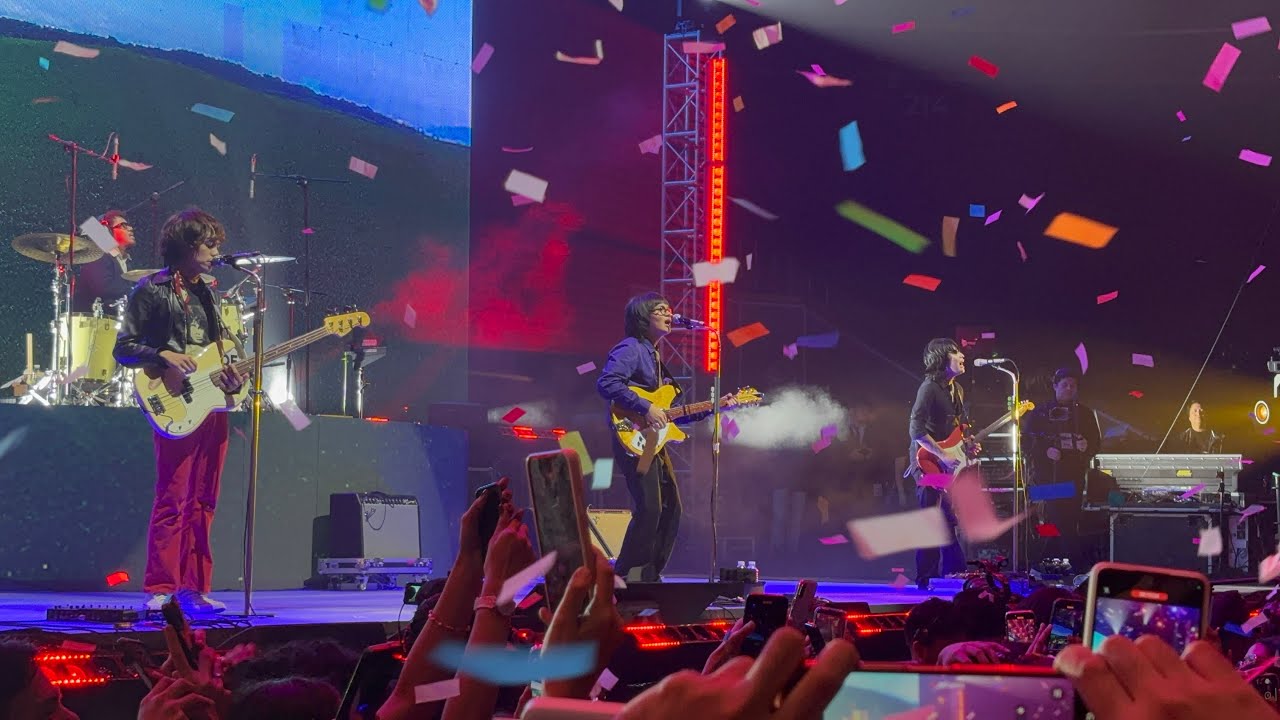 IV OF SPADES - Aura (Live at MOA ARENA)