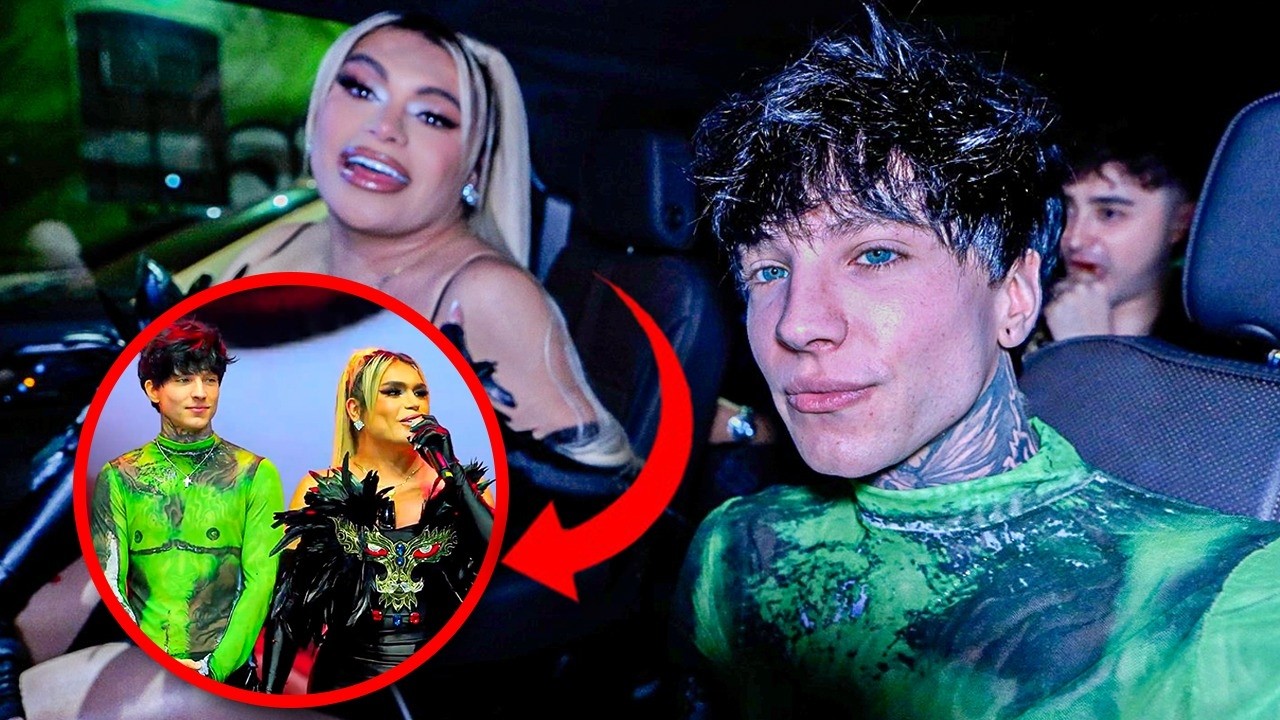 ENTREGUÉ UN PREMIO CON WENDY GUEVARA