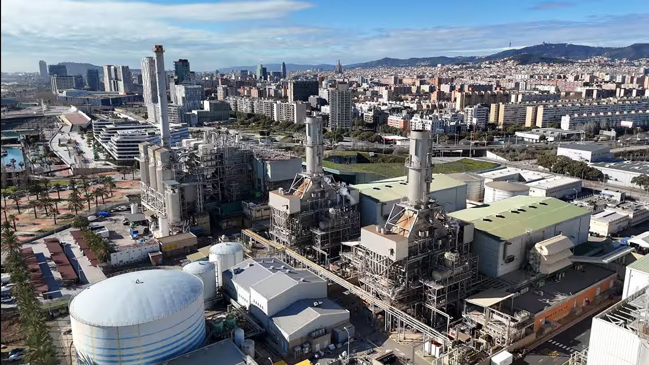 Industrial Coastline. Barcelona Drone Footage 🇪🇸 4K