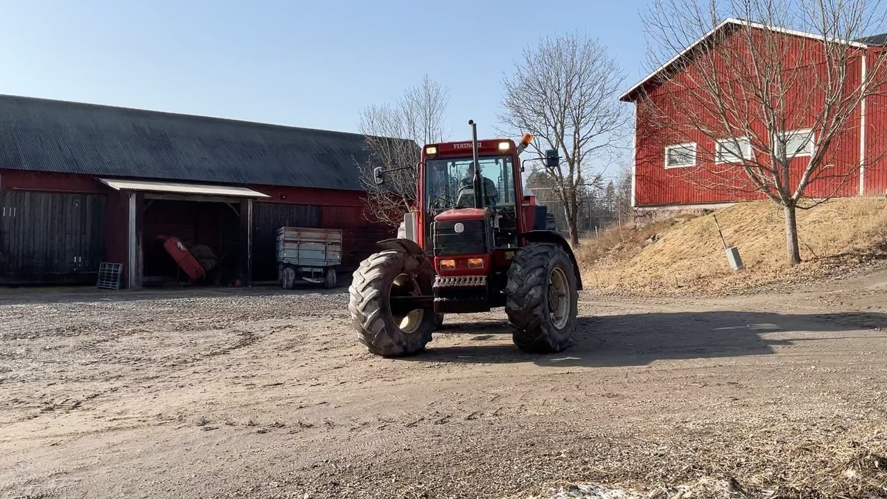 Köp Traktor Fiat F140 Fiatagri på Klaravik