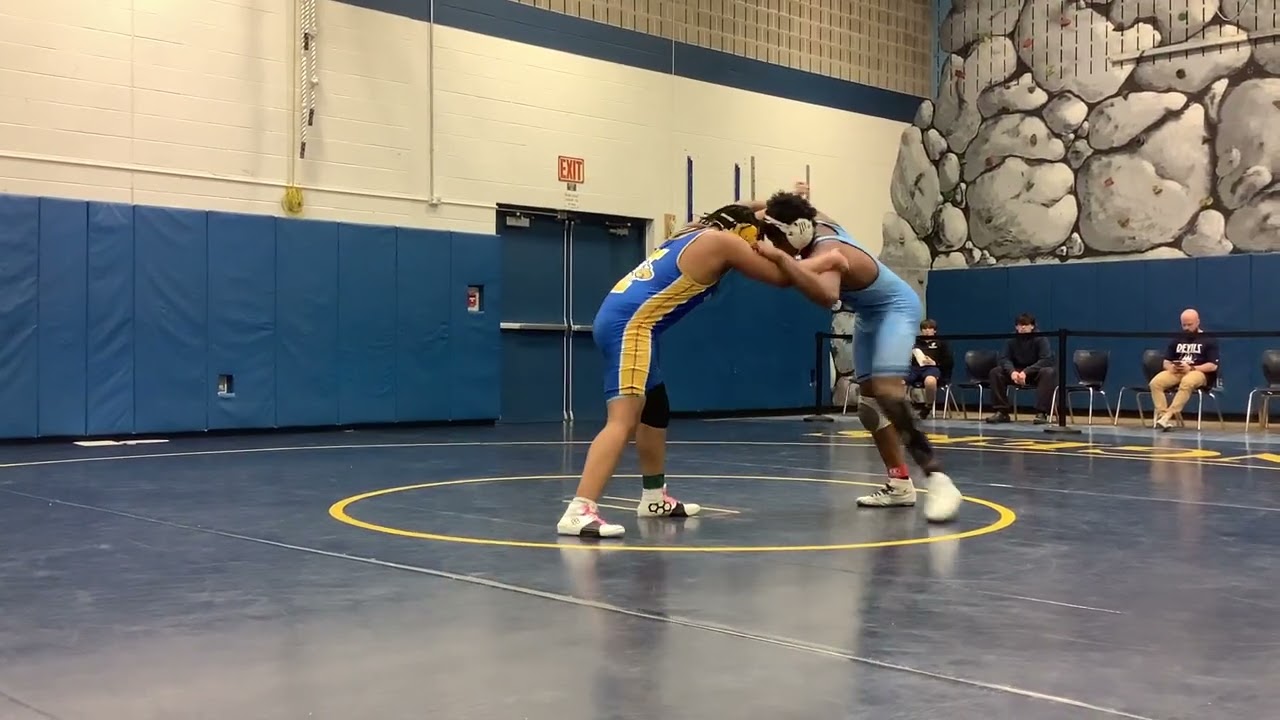 175 Richardson Jr., James v Makubire, T (Irondequoit High Sch) 02-07-26 W  9-1