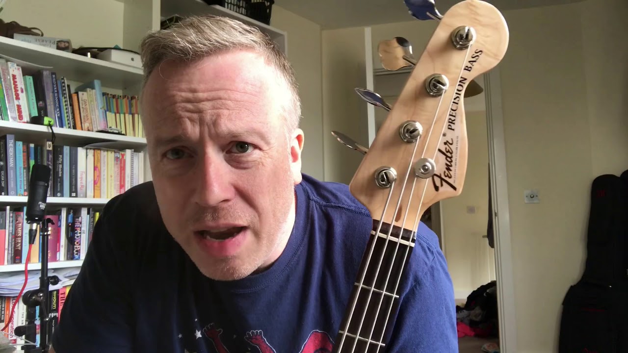 Squier Affinity Precision Bass by Fender - overview