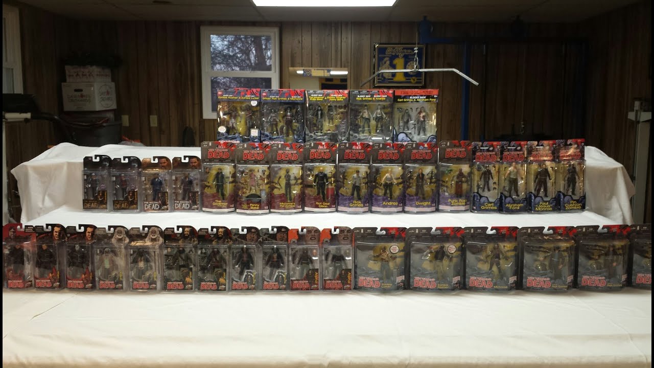 The walking dead comic series action figure complete collection 2011-2015