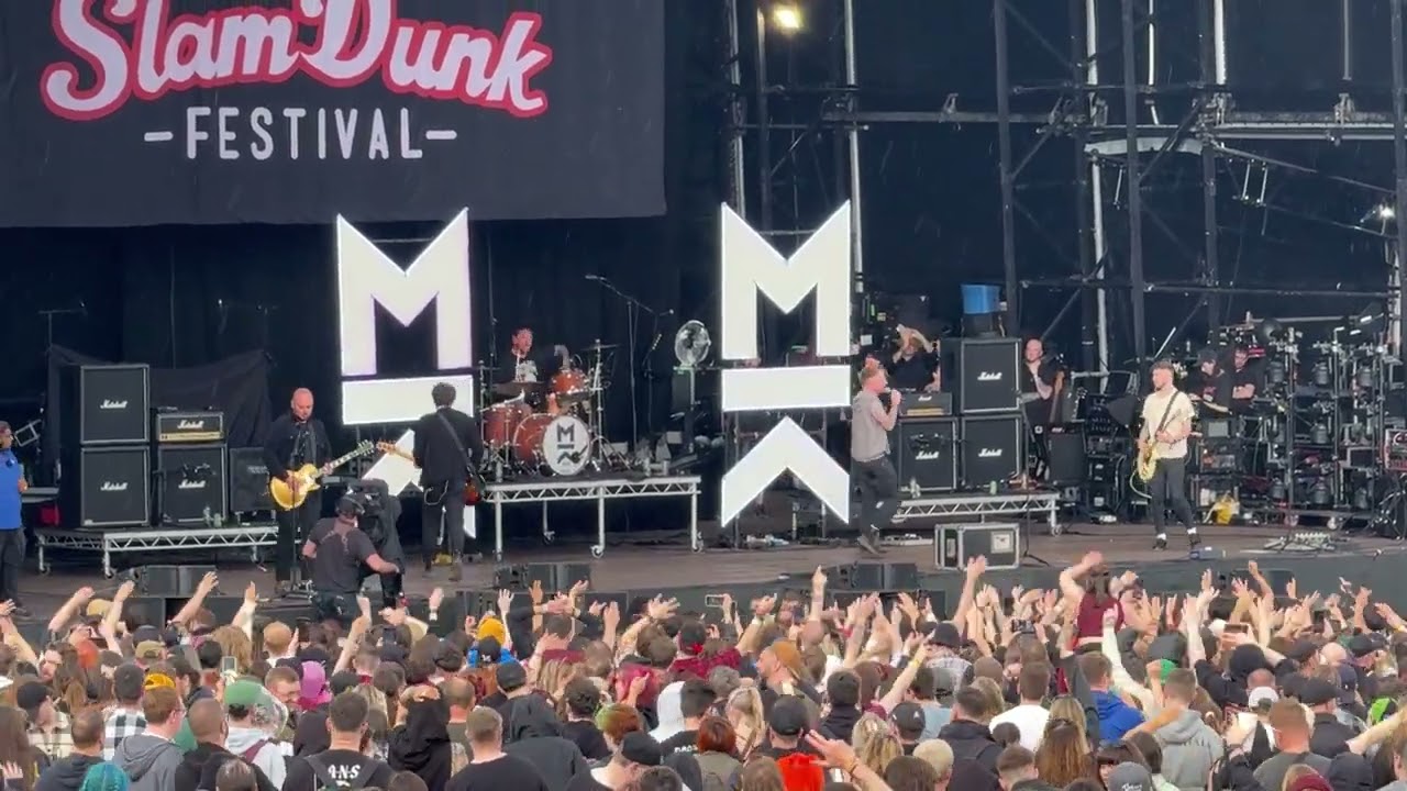 Lighthouse - Mallory Knox
