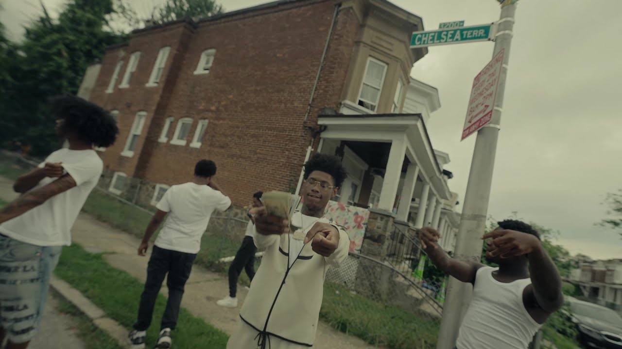 R2R Camk - Sorry 4 The Wait (Official Music Video)