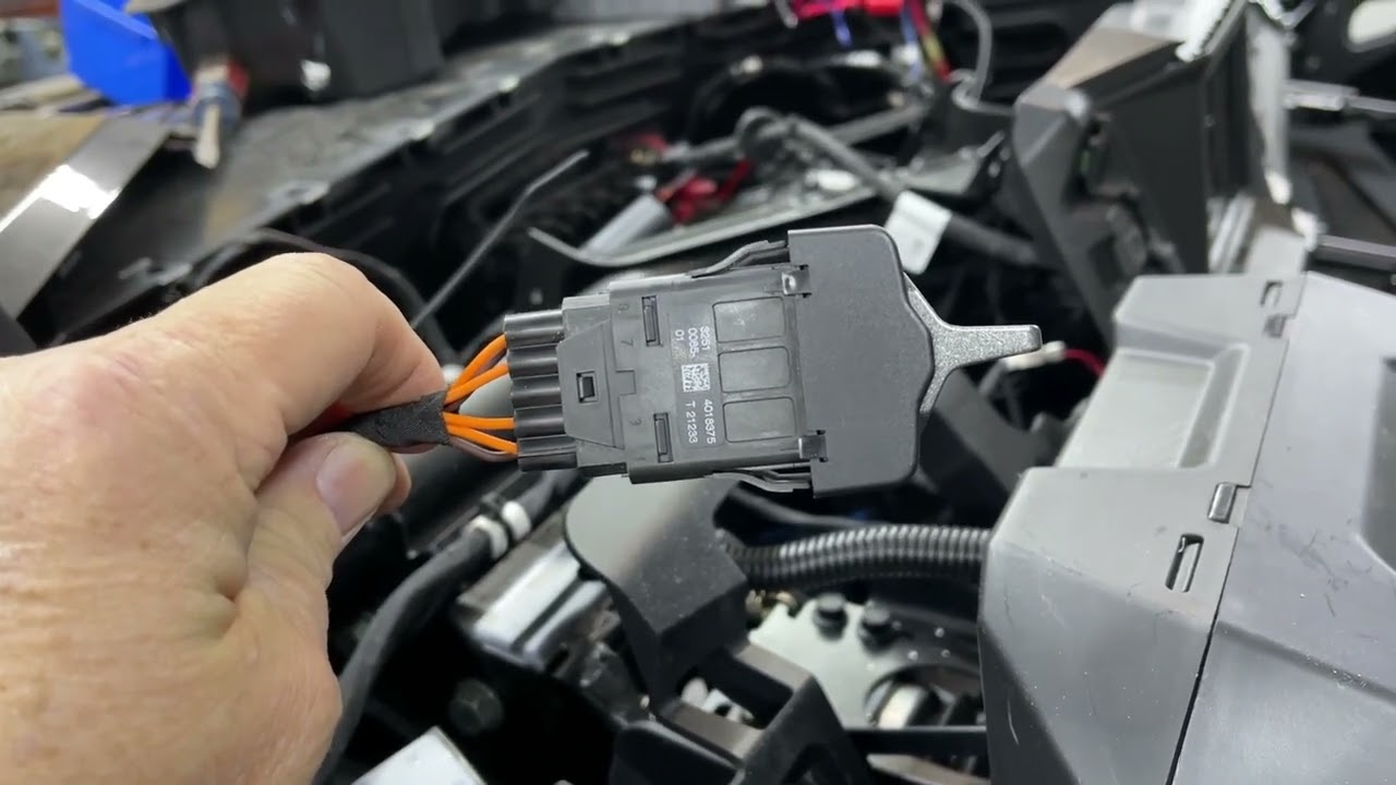 Pro XP light bar wiring and dome light