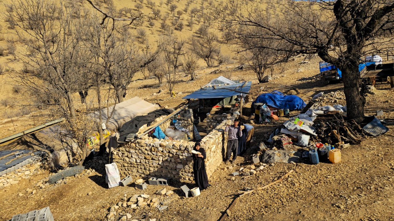 The difficult dream nomads: Nomadic innovation and creativity in building houses in the mountains🏠✨️