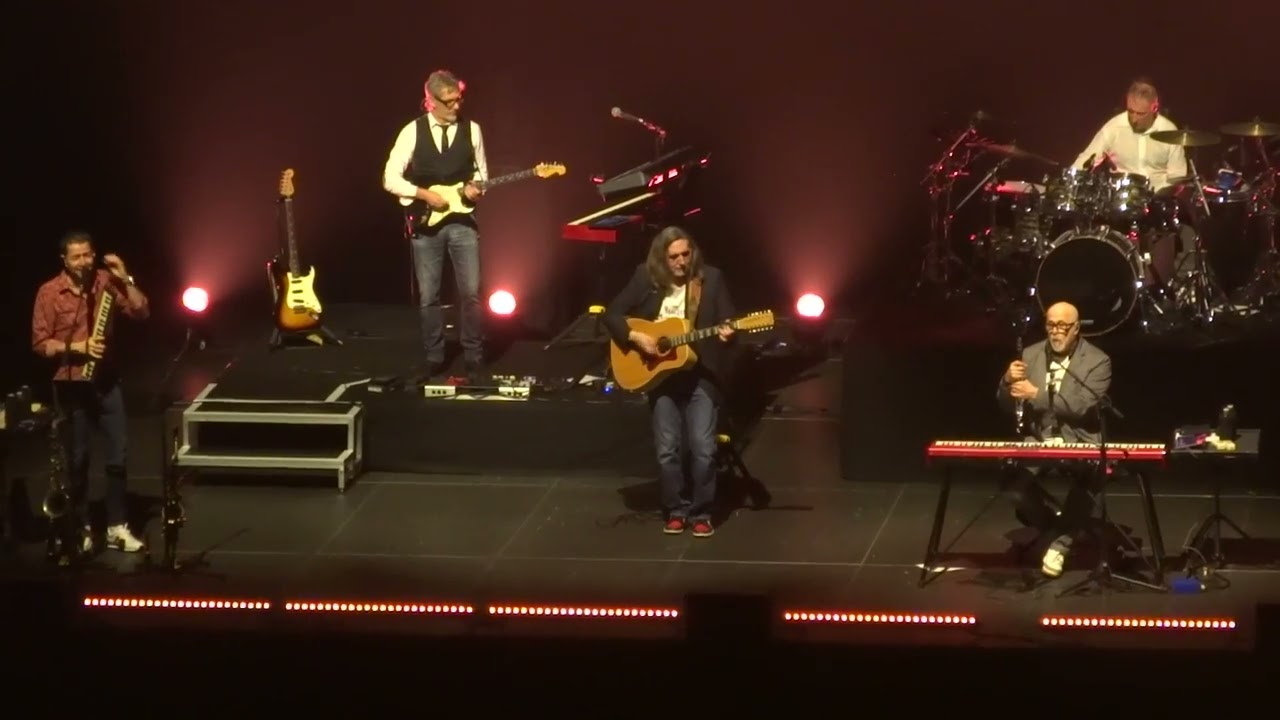 Covertramp  Carré Des Docks   31.01.2026  Even in a Quiestest /   Two of Us  /  Sister Moonshine
