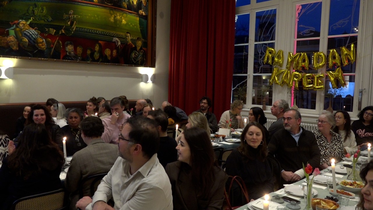 Iftar in Leidse Schouwburg: 'verhalen samenbrengen'
