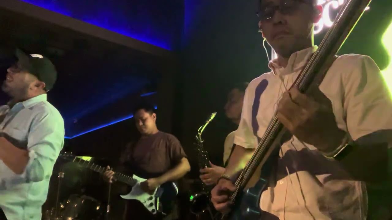 PHP (PEMBERI HARAPAN PALSU) - Bona Pascal 