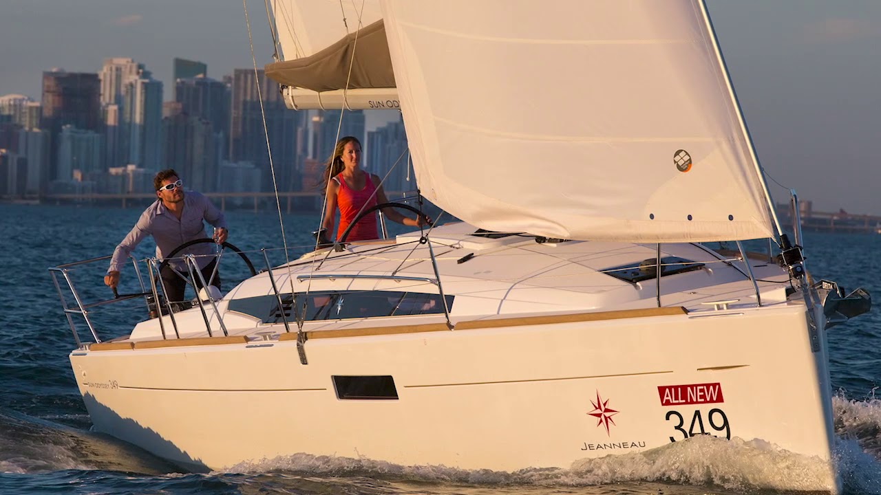 Boat Walkthrough: Jeanneau 349