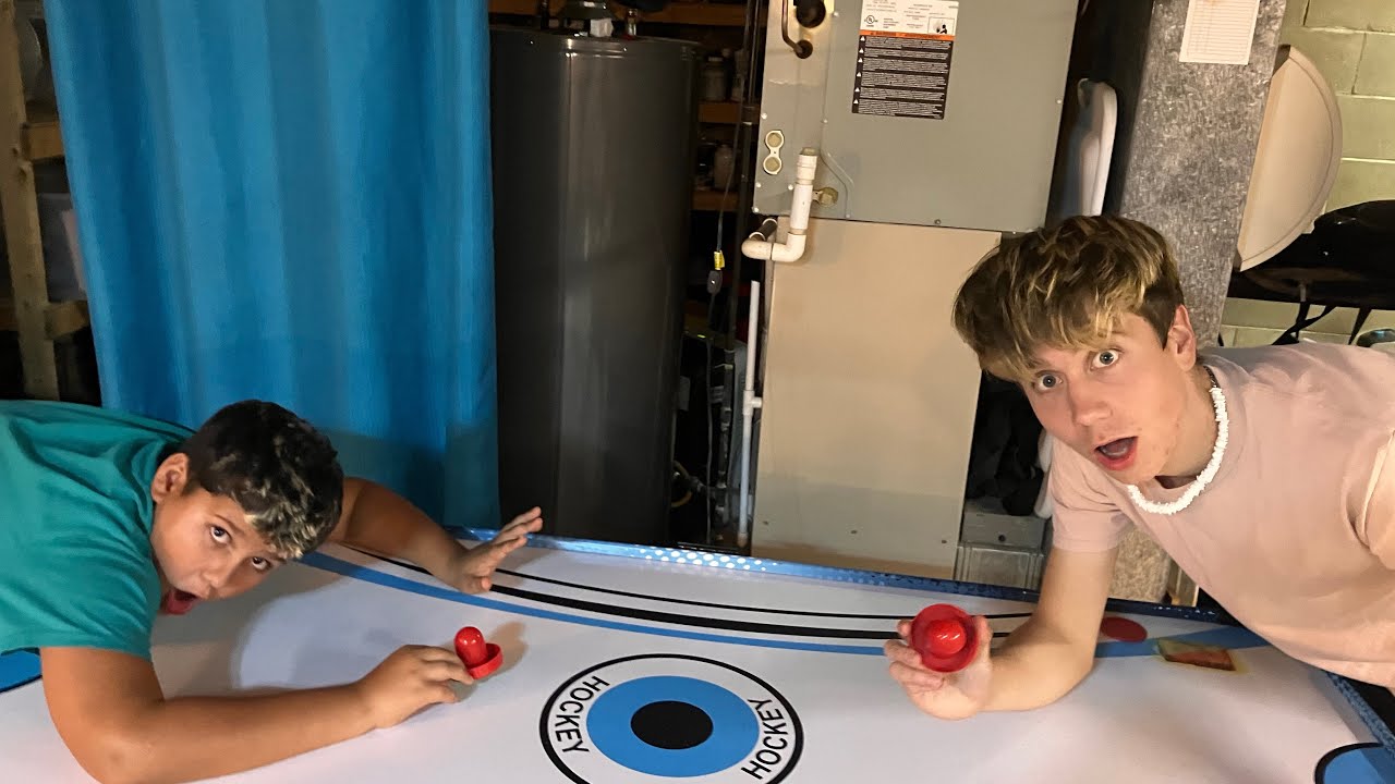Air hockey with thejang
