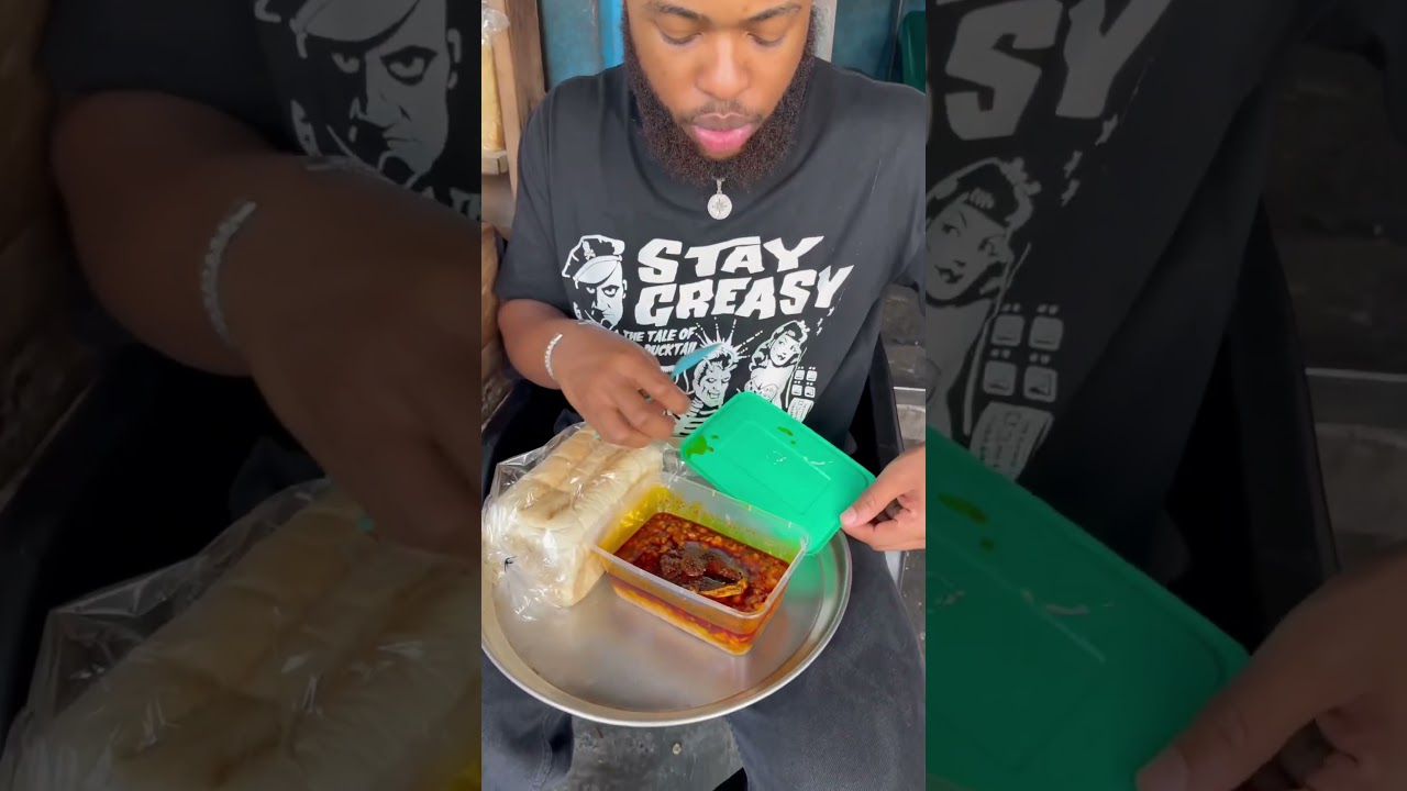 Have you ever had Ewa Agoyin? #foodie