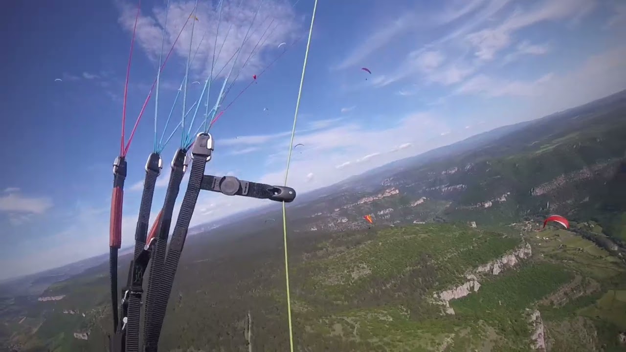 20250518 parapente  millau