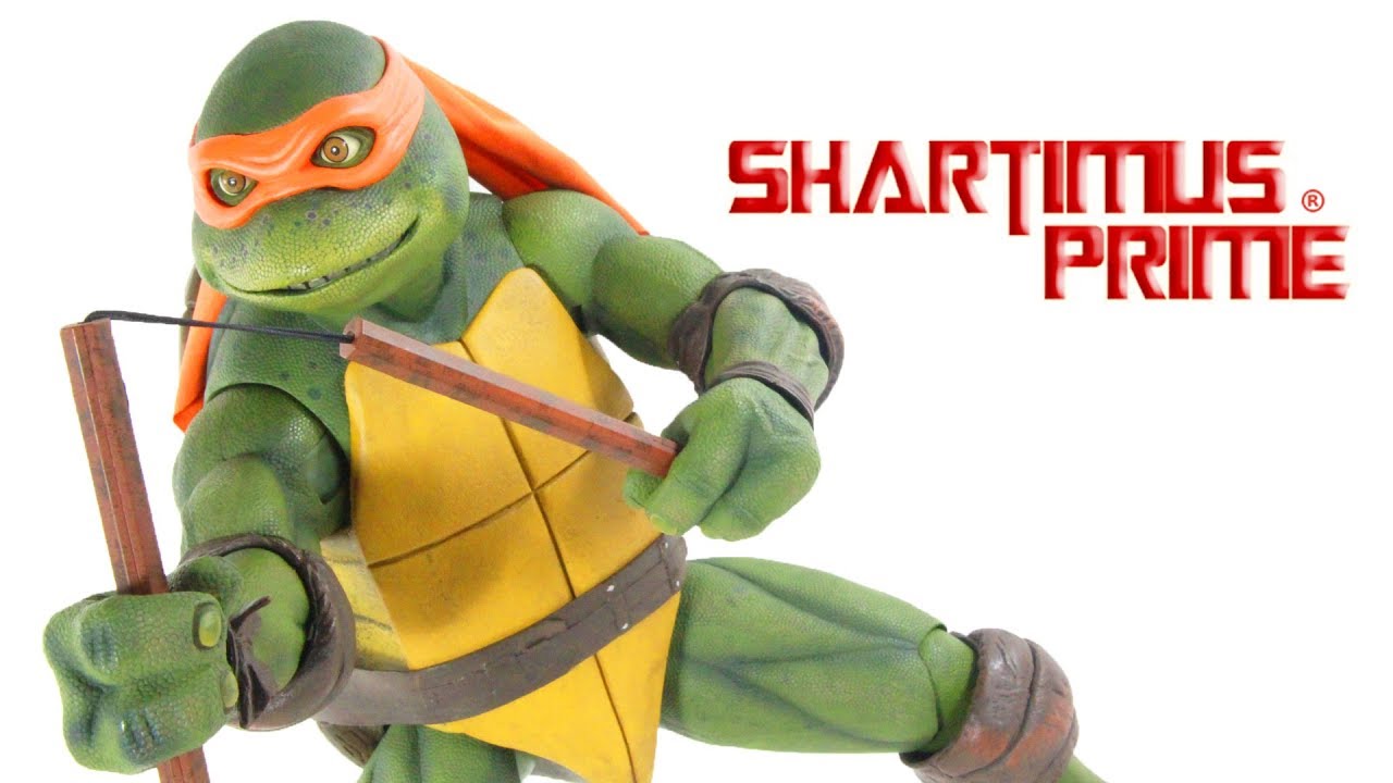 NECA TMNT Michelangelo 1:4 Scale 1990 Movie Teenage Mutant Ninja Turtles Action Figure Toy Review